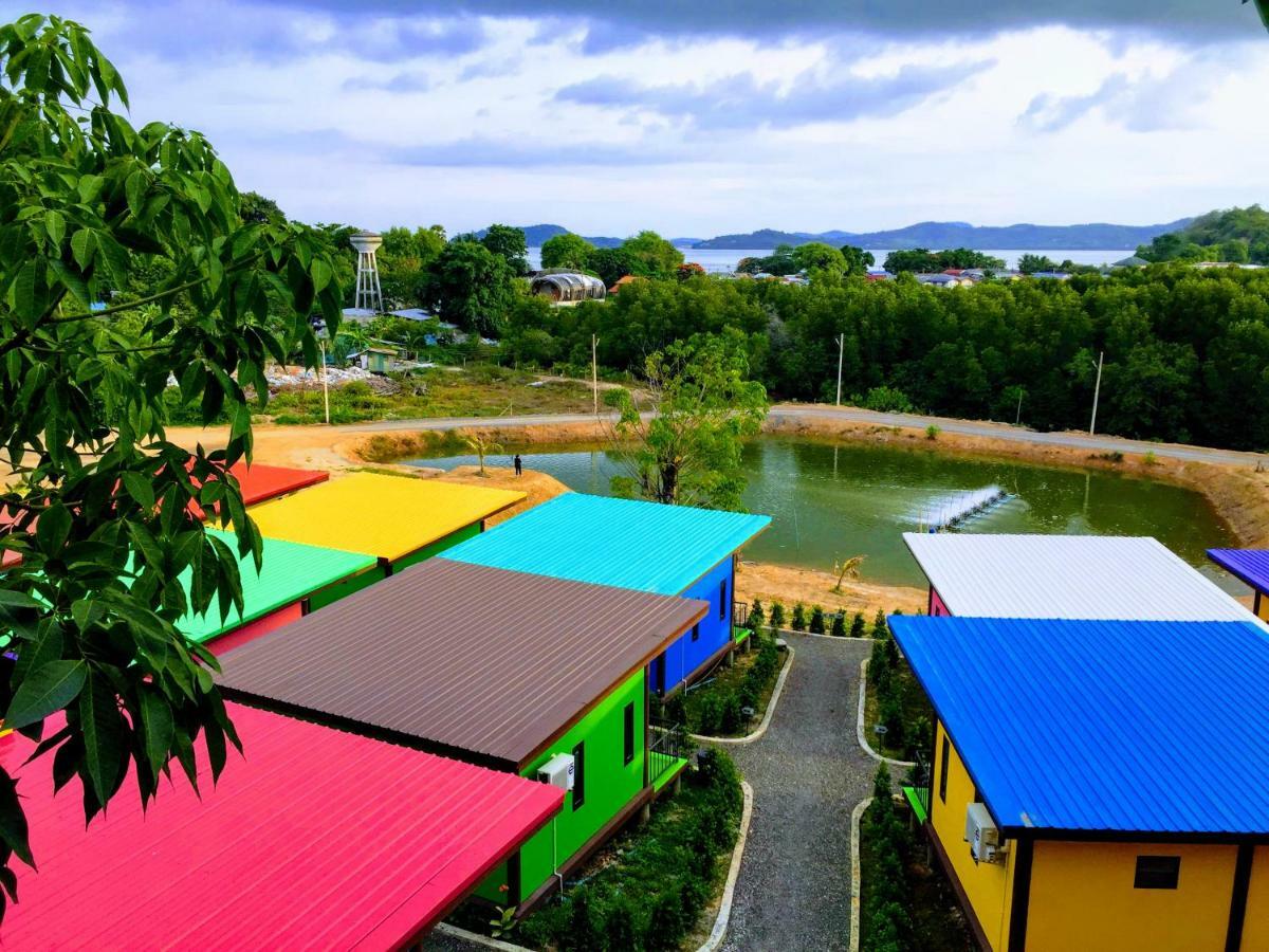 T-House@Siray Hotel Phuket Екстериор снимка